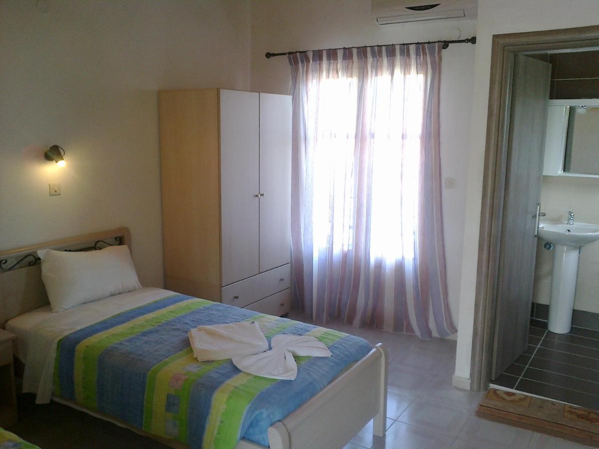 Vassilis Studios Anaxos Zimmer foto