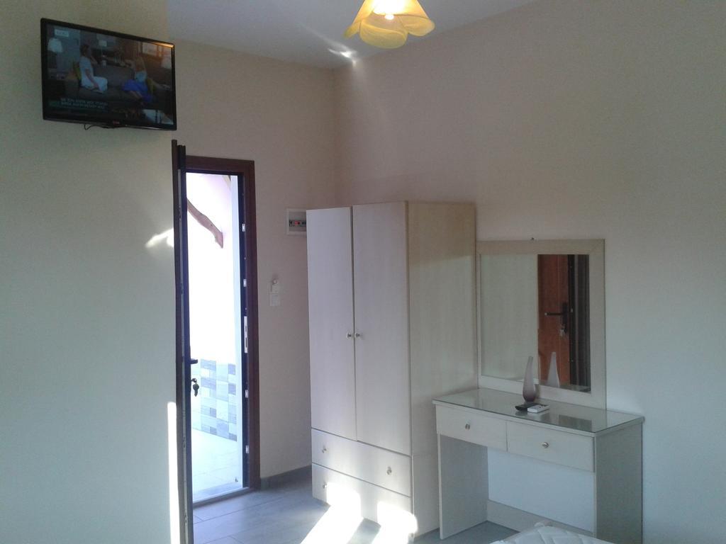 Vassilis Studios Anaxos Exterior foto