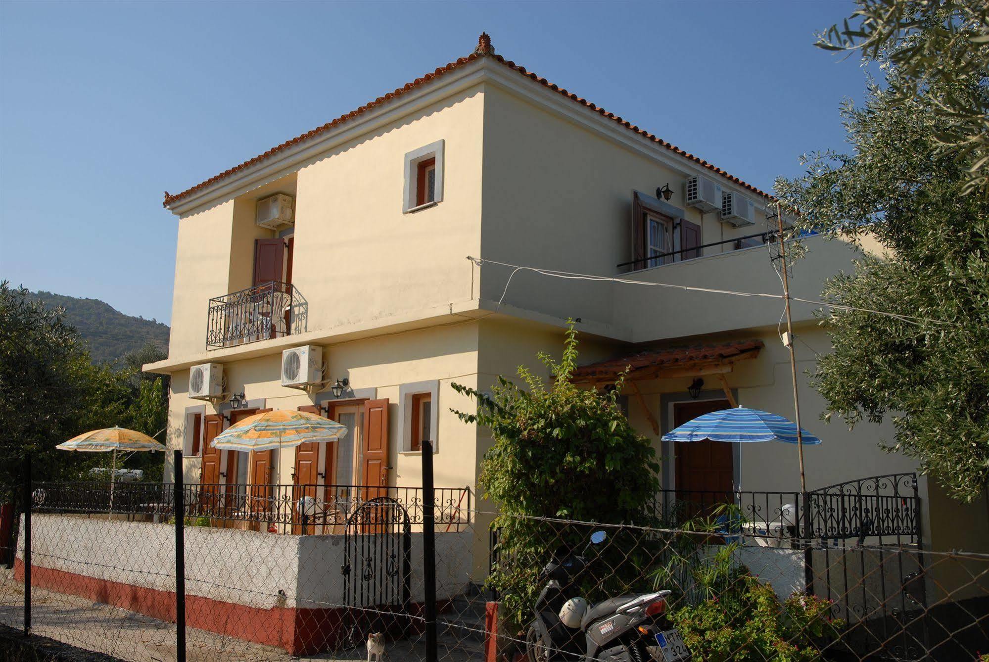 Vassilis Studios Anaxos Exterior foto
